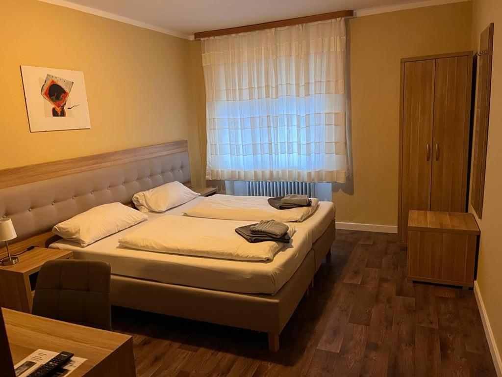 Hotel Zur Post Limburg Bad Camberg Hunfelden Exterior foto
